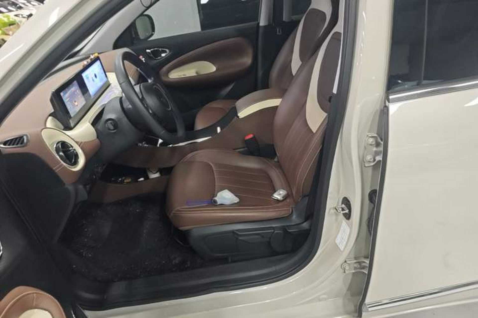 Used Wuling Bingo 2024 333 km Enjoyment Version Left Front Seat