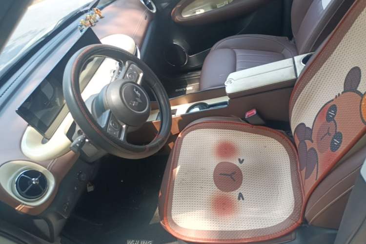 Used Wuling Bingo 2024 333 km Enjoyment Version Left Front Seat