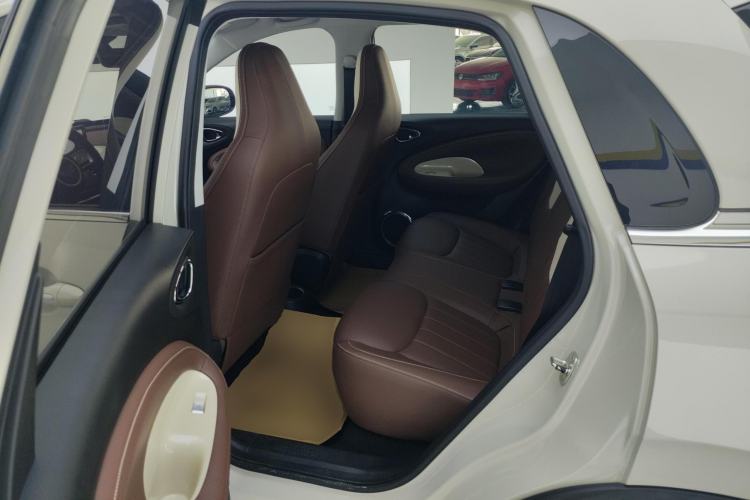 Used Wuling Bingo 2024 333 km Enjoyment Version Left Front Seat