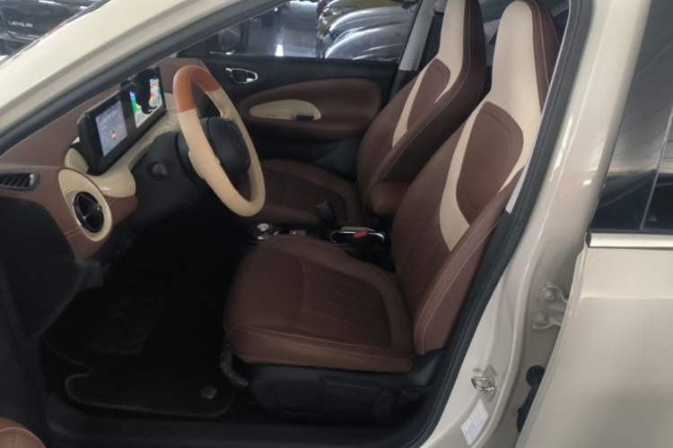 Used Wuling Bingo 2024 333 km Enjoyment Version Left Front Seat