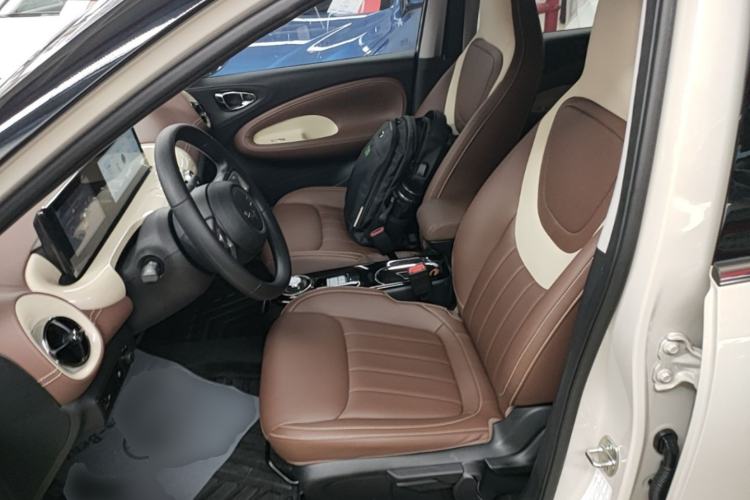Used Wuling Bingo 2024 333 km Enjoyment Version Left Front Seat