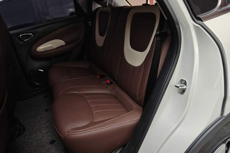 Used Wuling Bingo 2024 333 km Lingxi Connected Version Left Rear Seat