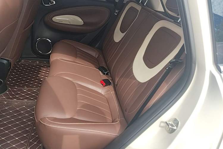 Used Wuling Bingo 2024 333 km Enjoyment Version Left Rear Seat