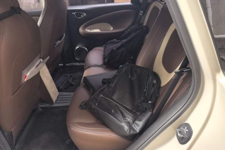 Used Wuling Bingo 2024 333 km Enjoyment Version Left Rear Seat