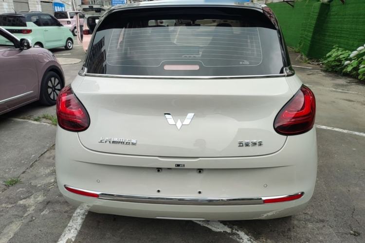 Used Wuling Bingo 2024 333 km Enjoyment Version Rear