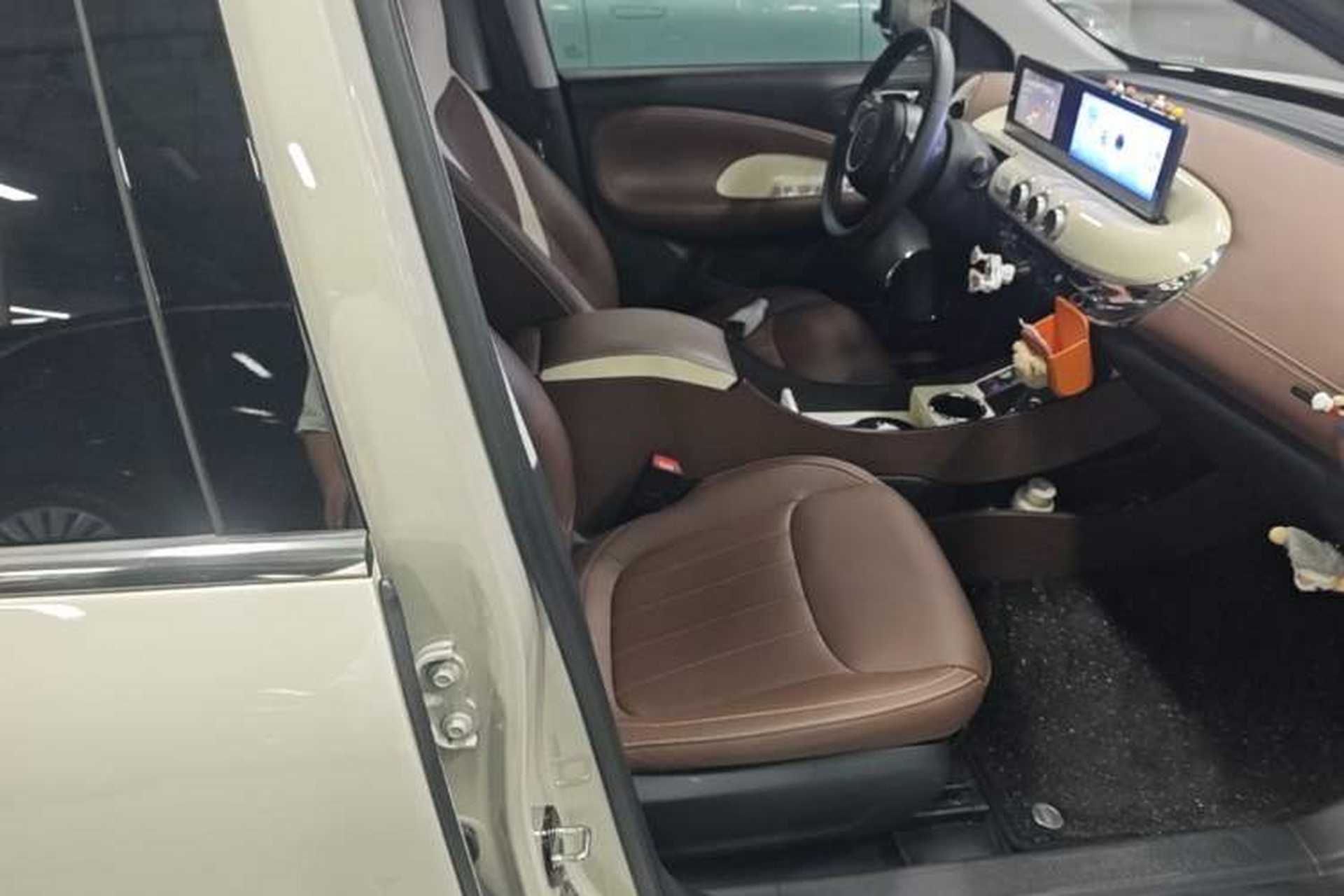 Used Wuling Bingo 2024 333 km Enjoyment Version Right Front Seat