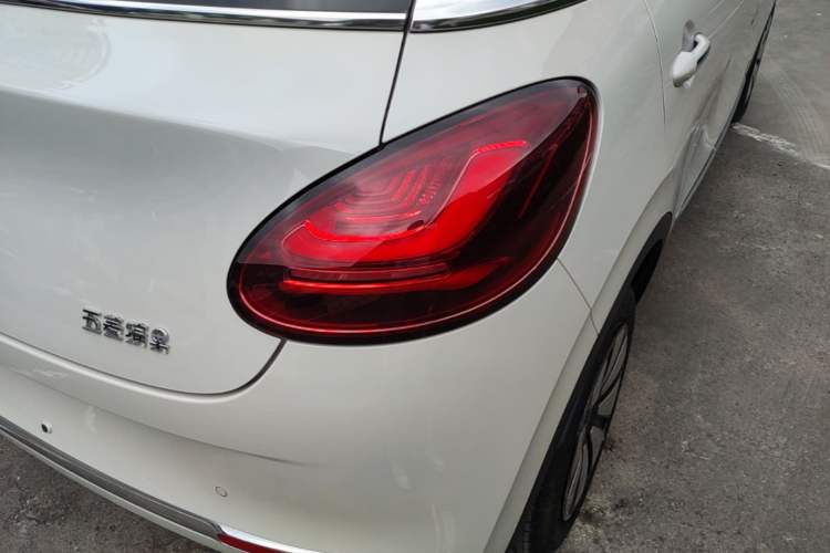 Used Wuling Bingo 2024 333 km Enjoyment Version Right Rear Taillight
