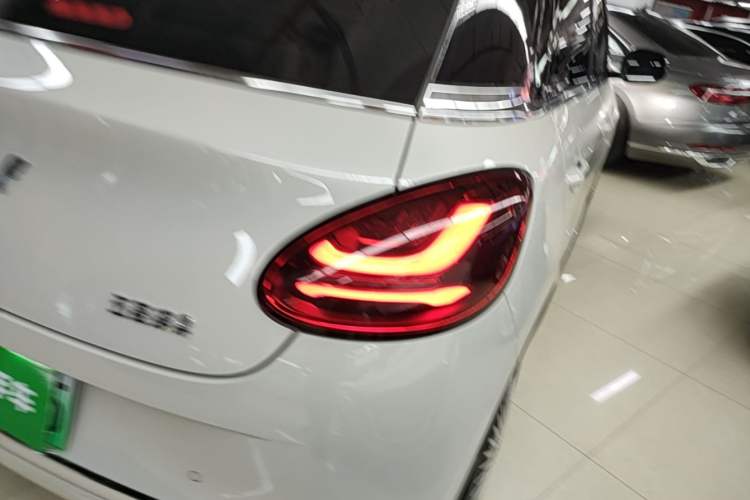 Used Wuling Bingo 2024 333 km Enjoyment Version Right Rear Taillight