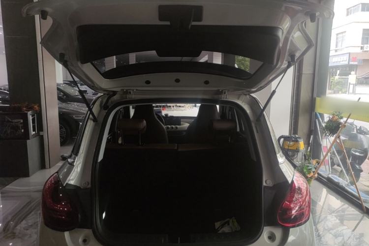 Used Wuling Bingo 2024 333 km Enjoyment Version Trunk