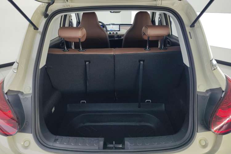 Used Wuling Bingo 2024 333 km Enjoyment Version Trunk