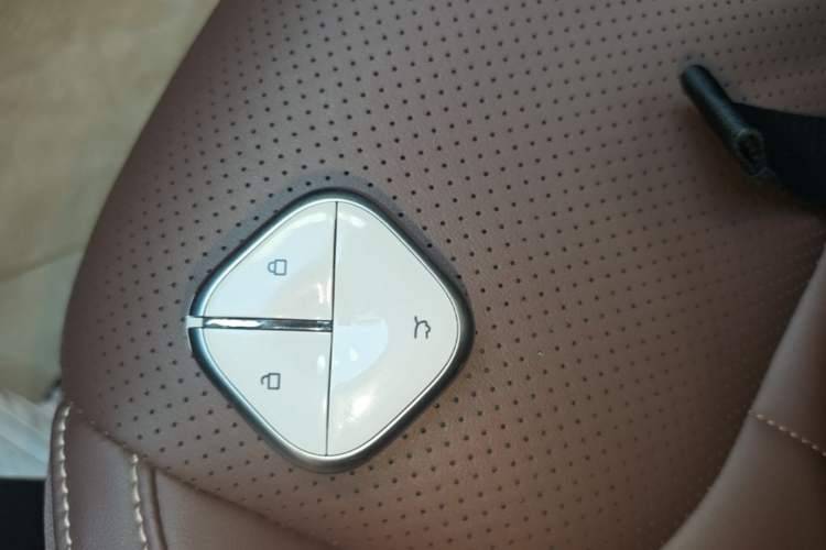 Used Wuling Bingo 2024 333 km Enjoyment Version Vehicle Key