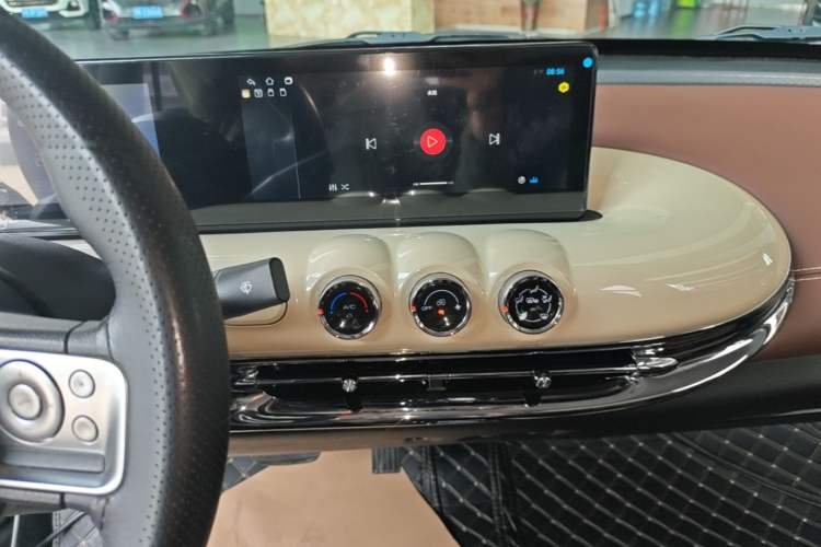 Used Wuling Bingo 2024 333 km Enjoyment Version Audio And AC Panel