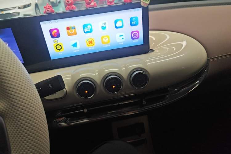 Used Wuling Bingo 2024 333 km Enjoyment Version Audio And AC Panel