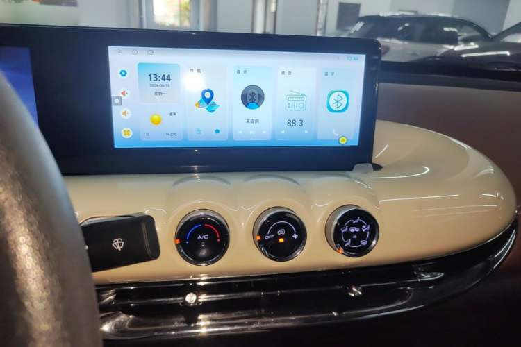 Used Wuling Bingo 2024 333 km Enjoyment Version Audio And AC Panel