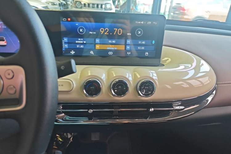 Used Wuling Bingo 2024 333 km Enjoyment Version Audio And AC Panel