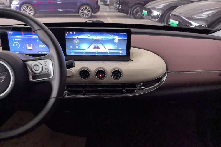 Used Wuling Bingo 2024 333 km Enjoyment Version Audio And AC Panel
