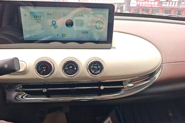 Used Wuling Bingo 2024 333 km Enjoyment Version Audio And AC Panel