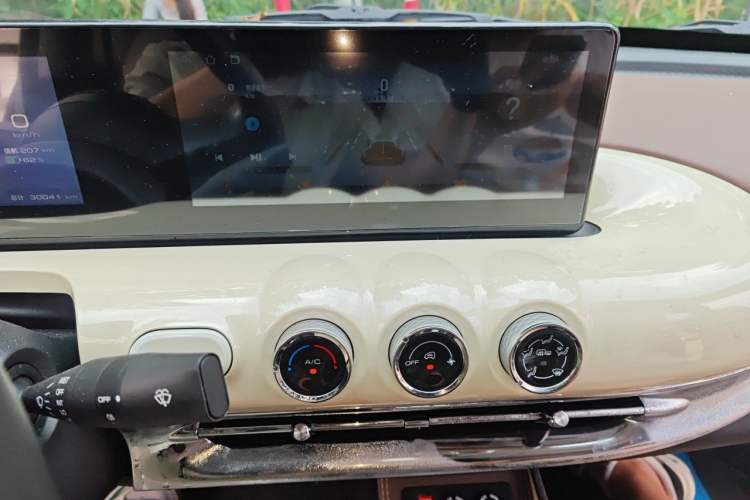 Used Wuling Bingo 2024 333 km Enjoyment Version Audio And AC Panel