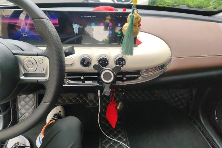 Used Wuling Bingo 2024 333 km Lingxi Connected Version Audio And AC Panel