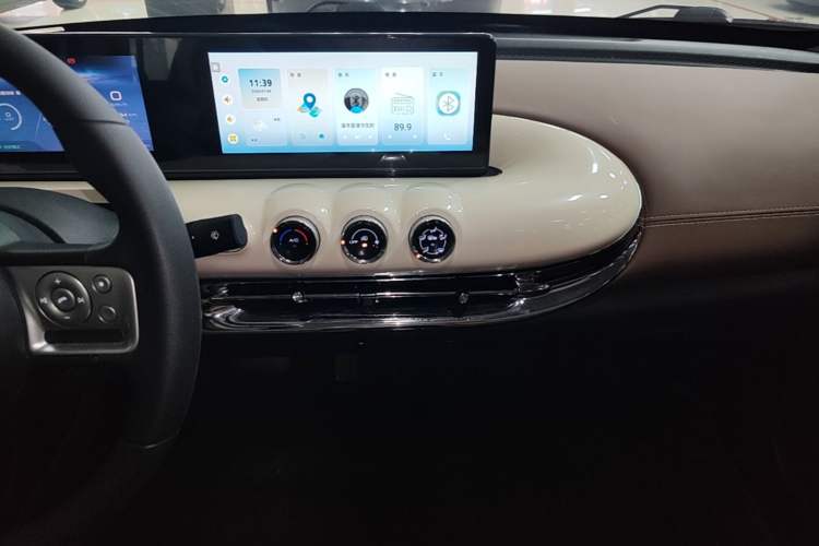 Used Wuling Bingo 2024 333 km Enjoyment Version Audio And AC Panel