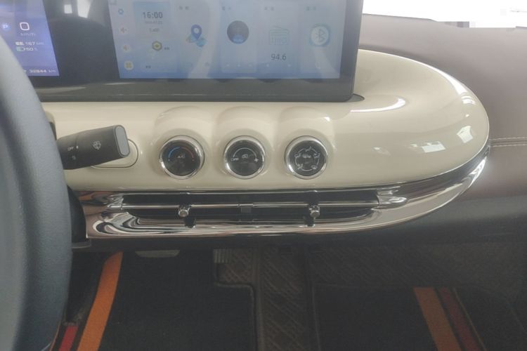 Used Wuling Bingo 2024 333 km Lingxi Connected Version Audio And AC Panel