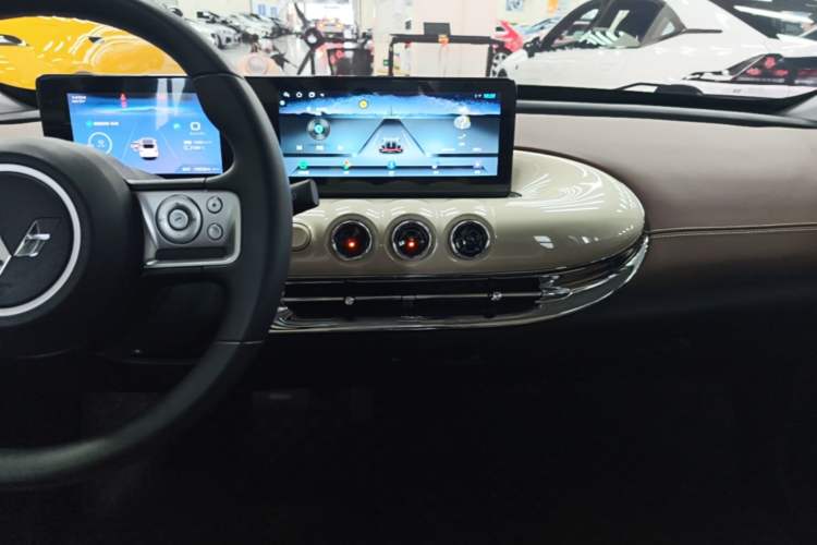 Used Wuling Bingo 2024 333 km Enjoyment Version Audio And AC Panel