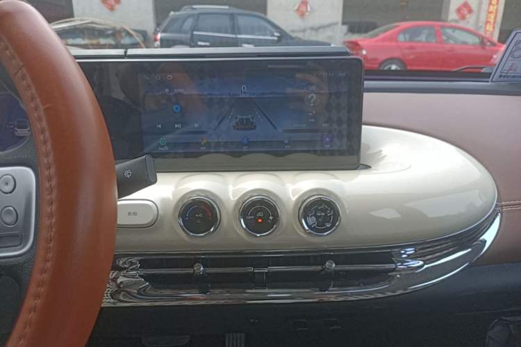 Used Wuling Bingo 2024 333 km Enjoyment Version Audio And AC Panel