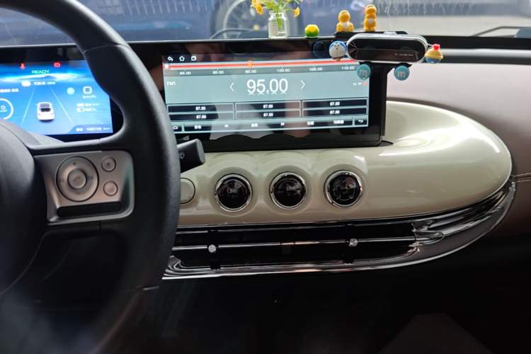 Used Wuling Bingo 2024 333 km Enjoyment Version Audio And AC Panel