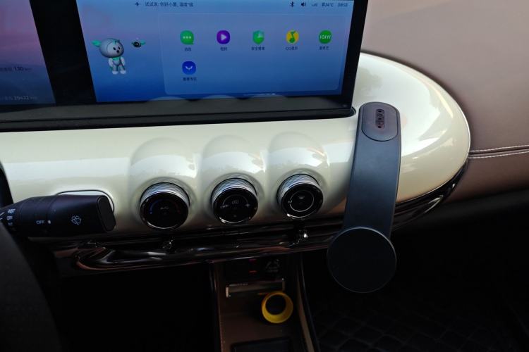 Used Wuling Bingo 2024 333 km Lingxi Connected Version Audio And AC Panel