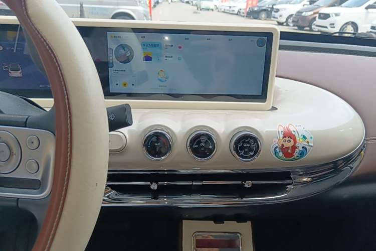 Used Wuling Bingo 2024 333 km Enjoyment Version Audio And AC Panel