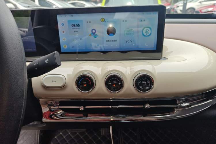 Used Wuling Bingo 2024 333 km Enjoyment Version Audio And AC Panel