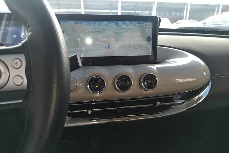 Used Wuling Bingo 2024 333 km Enjoyment Version Audio And AC Panel