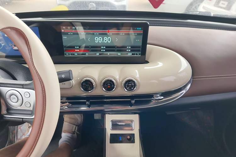 Used Wuling Bingo 2024 333 km Enjoyment Version Audio And AC Panel