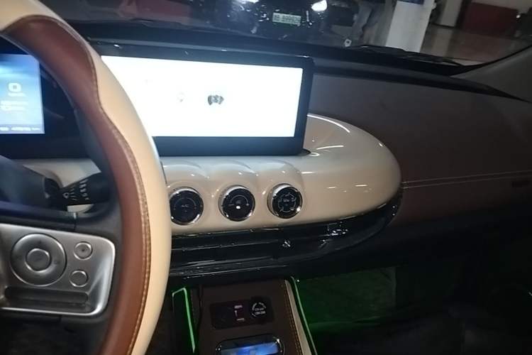 Used Wuling Bingo 2024 333 km Enjoyment Version Audio And AC Panel