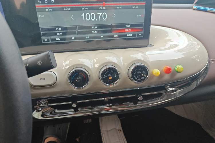 Used Wuling Bingo 2024 333 km Enjoyment Version Audio And AC Panel