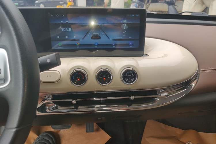 Used Wuling Bingo 2024 333 km Enjoyment Version Audio And AC Panel