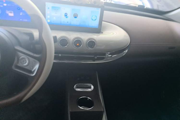 Used Wuling Bingo 2024 333 km Enjoyment Version Audio And AC Panel