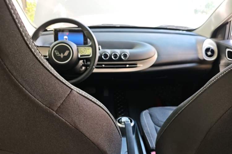 Used Wuling Bingo 2024 203km Light Edition Center Console