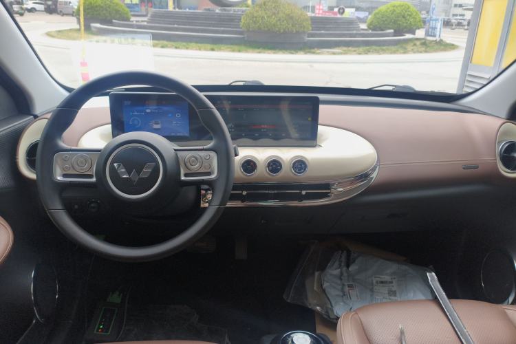 Used Wuling Bingo 2024 203km Light Edition Center Console