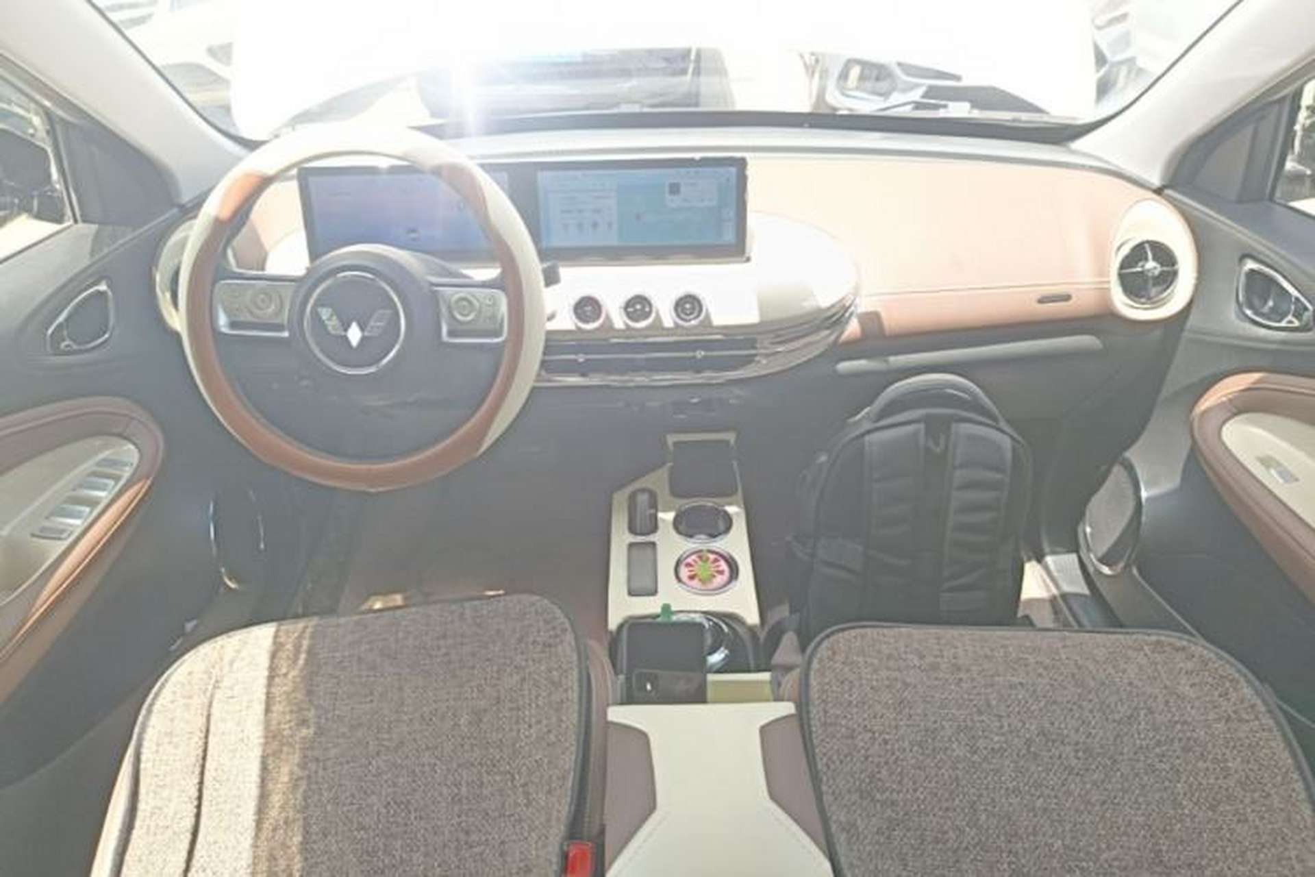 Used Wuling Bingo 2024 333 km Lingxi Connected Version Center Console