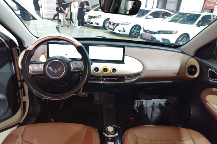 Used Wuling Bingo 2024 333 km Lingxi Connected Version Center Console