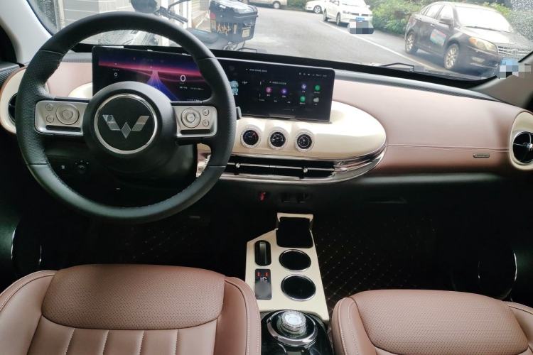 Used Wuling Bingo 2024 333 km Lingxi Connected Version Center Console