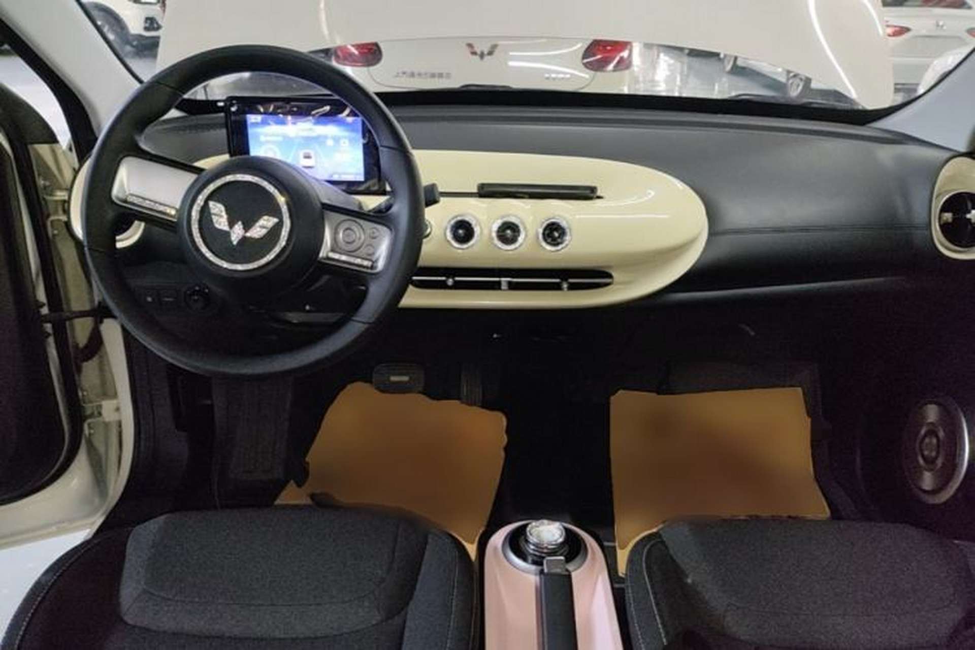 Used Wuling Bingo 2024 203km Light Edition Center Console