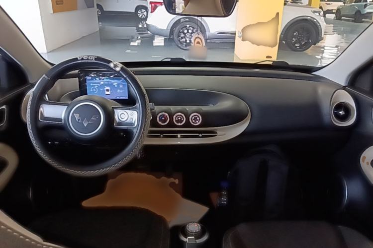 Used Wuling Bingo 2024 203km Light Edition Center Console