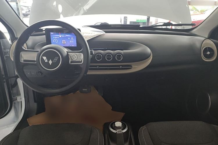 Used Wuling Bingo 2024 203km Light Edition Center Console