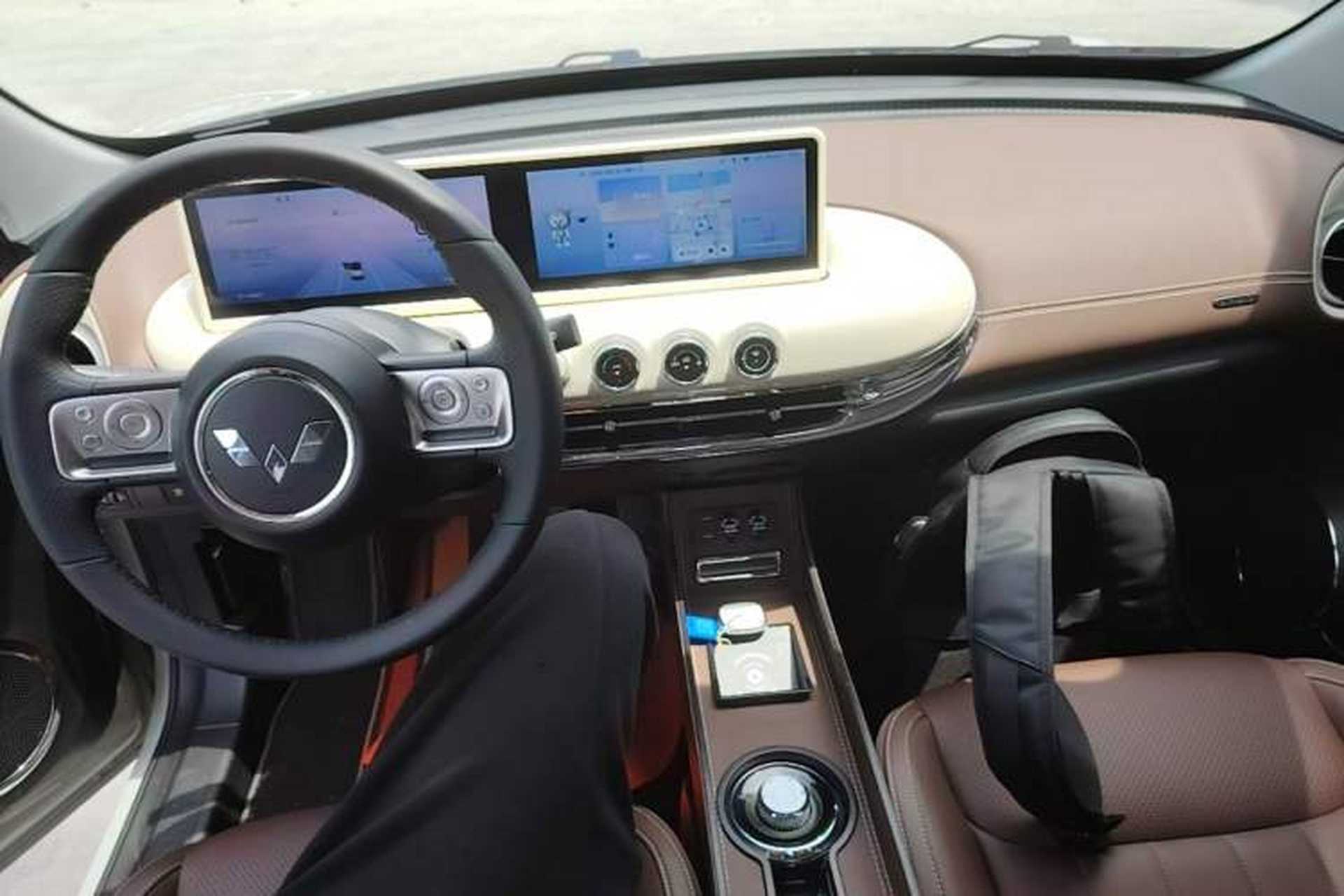 Used Wuling Bingo 2024 333 km Lingxi Connected Version Center Console