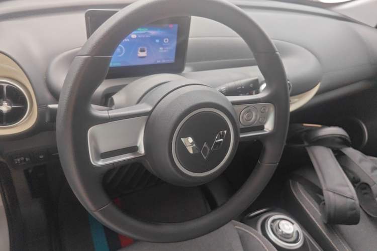 Used Wuling Bingo 2024 203km Light Edition Center Console