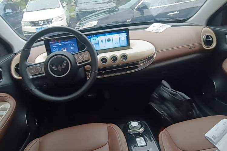 Used Wuling Bingo 2024 333 km Enjoyment Version Center Console