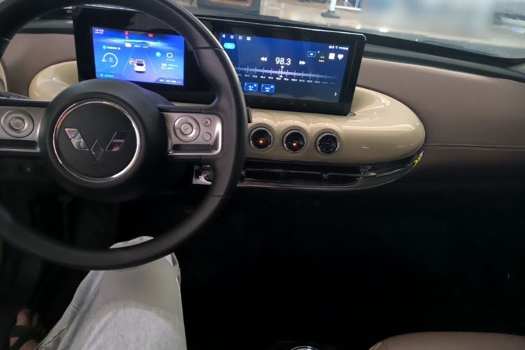 Used Wuling Bingo 2024 333 km Enjoyment Version Center Console