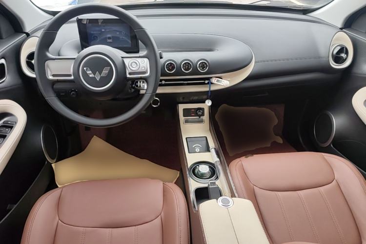 Used Wuling Bingo 2024 203km Light Edition Center Console